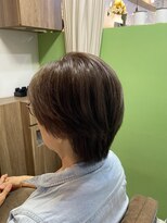 エシカル(ethical)&nbsp;生え癖を抑えるショート×グレイカラーを活かした透明感カラー