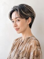 シオミエイチ タイムレス 垂水(shiomi H timeless)&nbsp;白髪ぼかし/ハンサムショート/シアーグレージュ/立体ハイライト