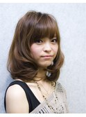 柔らか内巻きウェーブ・スタイル