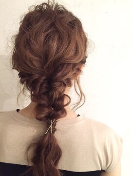 アンジュ(ange) 【ange】編み込みダウンアレンジ