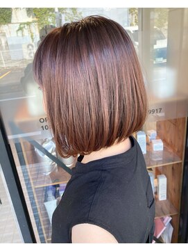 ナット(Nat) 前下がりボブ×ナチュラルブラウン