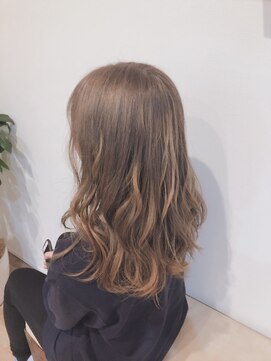 レム 聖蹟桜ヶ丘店(REM) ゆるふわイエローベージュ