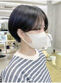 大人ショートボブ丸みショートカット黒髪ショート前髪あり