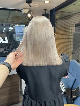 ラフ(LAFF) #バレイヤージュ#グレージュカラー#ボブウルフ#ココアベージュ