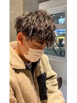 グロウム バイ アフェクト(glowm by AFFECT)&nbsp;ソフトツイストスパイラルパーマ×刈り上げマッシュstyle