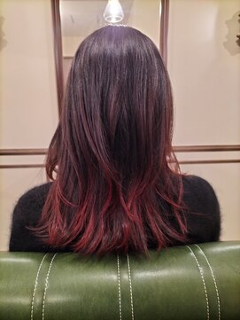 オーリー 上里本庄店(OLLIE) 毛先デザインカラー◎レッド