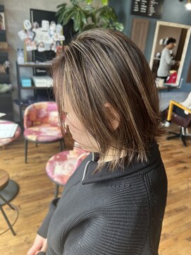 ロイズ ヘアデザイン アンド スパ(LOES) ハイライトベージュ