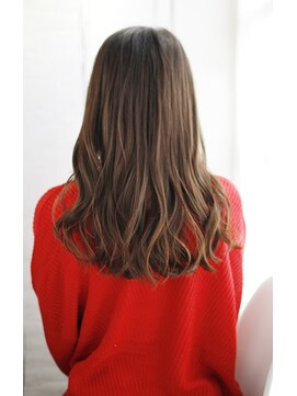 シュシュット(chouchoute) 美髪質改善ピンクブラウンエアリーロング切りっぱなしボブ/185