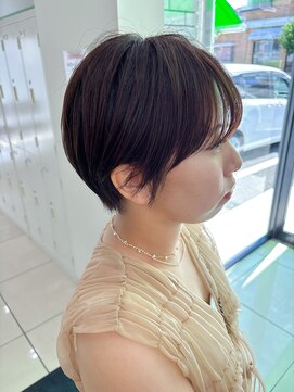 ミニヨン バイ ハピネス 高の原店(mignon by Happiness) 丸みショートボブ前髪あり　ブラウンカラー　奈良　清水