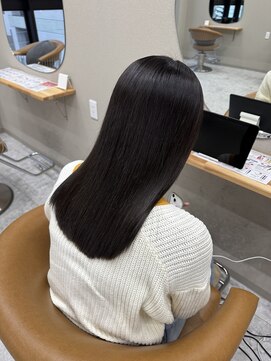 シカ 神戸三宮元町店(Cica) 髪質改善 トリートメント 三宮 神戸 黒髪 艶髪 元町