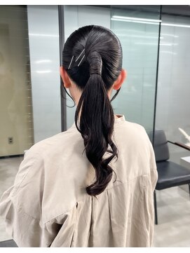 ノード(NODO) シックなタイトポニー