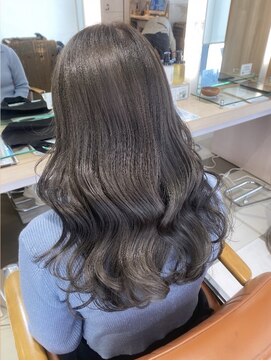 クイントネオリーブ 自由が丘正面口店(quint:neolive) メルティカラー/ブリーチカラー/グレージュカラー