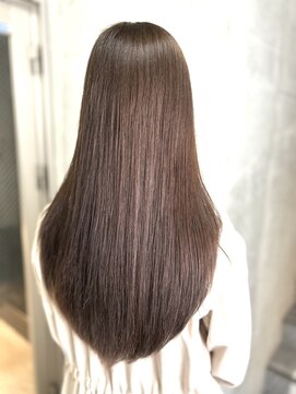 ルノン シェリー(LUNON cheliy) イメチェンヘアスタイルホワイトブロンド外ハネボブ美髪のススメ