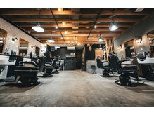 ザ バーバー ルイス(THE BARBER LUI'S)
