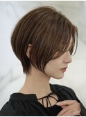 横浜西口大人ショートボブココアベージュ前髪なしグレージュ40代