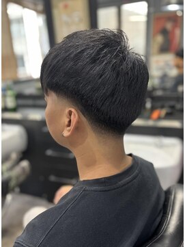 バーバーショップライズ 2nd(barber shop RAIzE) 大人気テーパーフェード