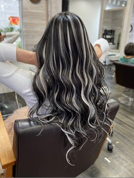 カルフール ロコ 草加西口店(Carrefour LOCO) ハイライト/エクステ/ダメージレス/ケアカラー/韓国風ヘア/美髪