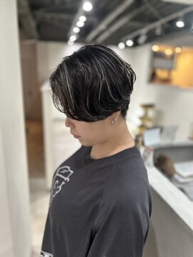 エルピス 中央林間店(elpis) 大人の魅力を引き出す白髪ぼかしショート