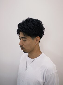 グランデュールオム(GRANDEUR HOMME) スパイキーショート　テーパーフェード風