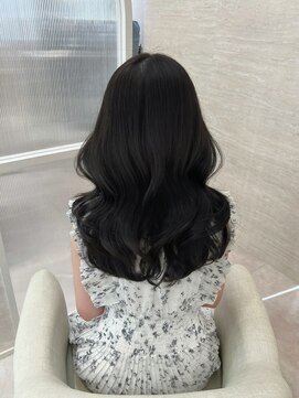 ヴェイナゴヤ(VEYY. nagoya) ブルーブラック/暗めカラー/ブリーチなし/ブルーカラー/韓国ヘア