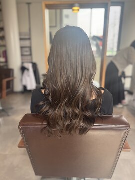 ティア ヘアデザイン(Theia hair design) ロング　× 柔らかベージュ