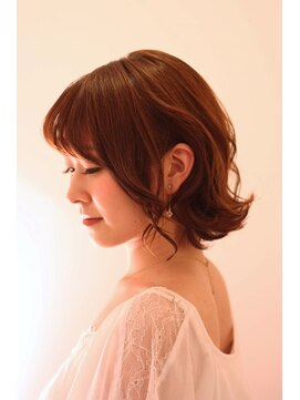 アフロディーテ(hair make aphrodite) くせ毛風ゆるふわボブ