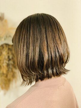 サンジュウナナドシー 大宮東口店(37.0℃) 外ハネボブ