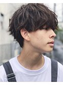 《ユニセックス》サイドグラデーションのパーマスタイル