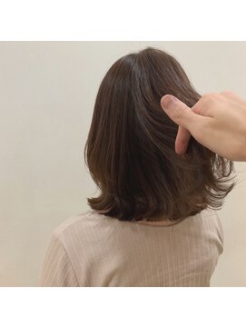 ツイギー 千舟店(TWiGGY) 【20代、30代◎大人気】ふんわりミディアムの外ハネボブ♪