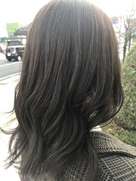 アンナ ヘアアンドアイズ(AnNa hair&eyes) ベージュグレー