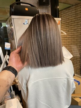 ラフ(LAFF) #黒髪#ボブルフ#ネビージュ#小顔#ワンレン