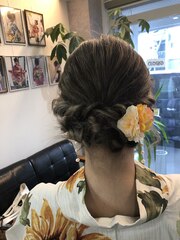 ねじり編み込み浴衣ヘアアレンジ