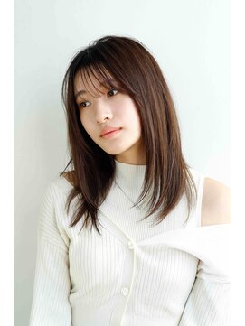 スパイス(SPICE) 20代30代ナチュラルハイレイヤースタイル透明感ブラウンアッシュ