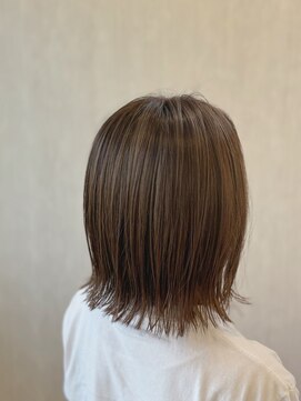 スエルテ(Suerte) 切りっぱなしアッシュベージュ