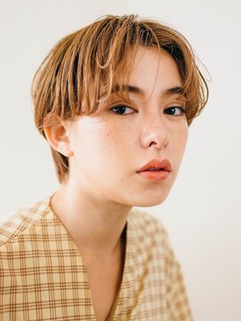 ピズム(PISM) 前髪なしショート/ショコラアッシュ/ブリーチオンカラー