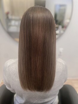リュクスバイヘアー(luxe by hair)の写真/ダメージが気になる方には酸性トリートメントがおすすめ＊豊富なトリートメントをご用意しております◎