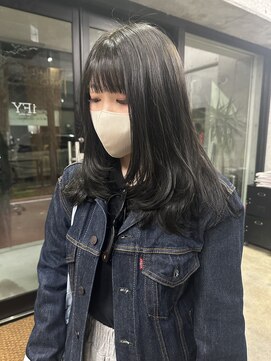 アイフィ(iFY) 【iFY 大川】オリーブカラー×レイヤーカット