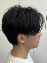 フイ 恵比寿(Hui)&nbsp;センターパート/ナチュラルヘア/メンズヘア