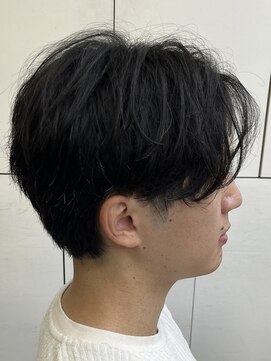 フイ 恵比寿(Hui) センターパート/ナチュラルヘア/メンズヘア