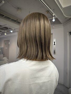 レアル 天王寺 阿倍野(REAL) オリーブグレージュカラー