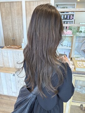 ヘアー テクニカ(hair Technica) オリーブベージュ