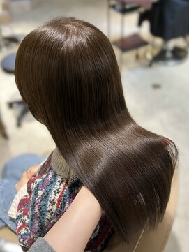 トリア(the tria) 【chika】赤みなしブラウン