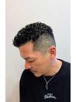 ヘアーサロンKAORU　[フェードカット/パーマ]　 極道パーマ