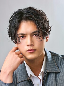 アイトーキョープラスシー 横浜(AI TOKYO+Sea) 横浜/ルーズパーマ/シャドウパーマ/センターパート/縦落ち