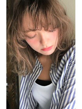 リマ(RIMA) 【RIMA】 外国人風☆透明感ベージュAshとニュアンスミディアム