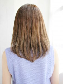 ヘアメイク ナル(hair make nalu) 大人ツヤ色の内巻きワンカールスタイル