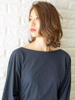 ノイン(noine)&nbsp;本日の主役はくちびるなの。赤リップを引き立てて。