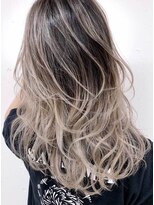 ブラン 梅田(Blanc) 【Blanc/梅田】ホワイトグレージュ_ハイライトカラー