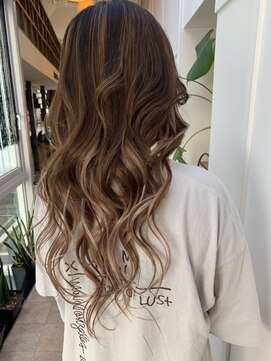 イヴァン アンド リズ 奈良店(IVAn ＆ LIZ) プルエクステ