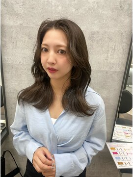 リリー(Lilley) (lilley内堀)韓国ヘア×ブラウンカラー×顔まわり